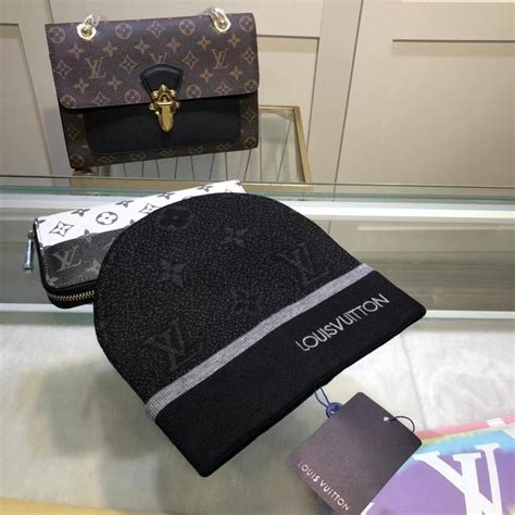 louis vuitton skull cap.